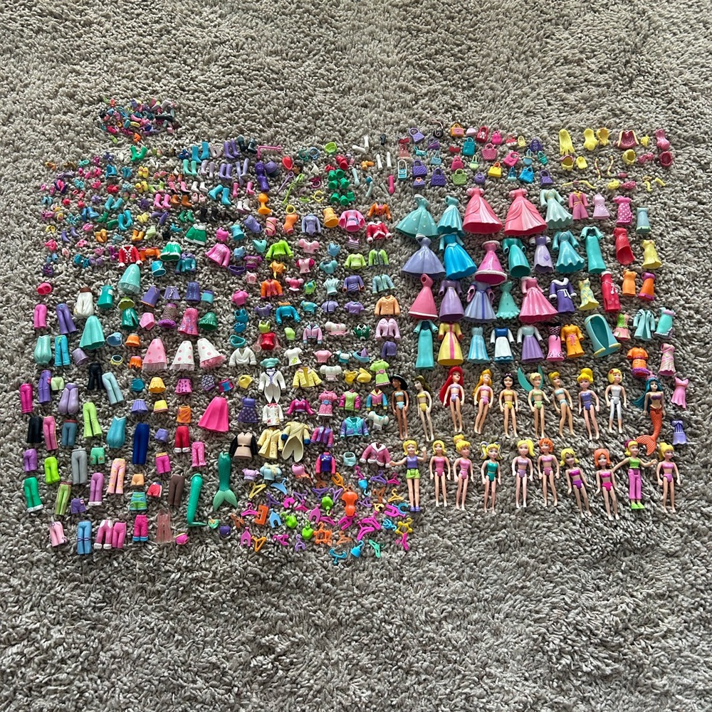 HUGE polly pocket + disney princess polly pocket lot